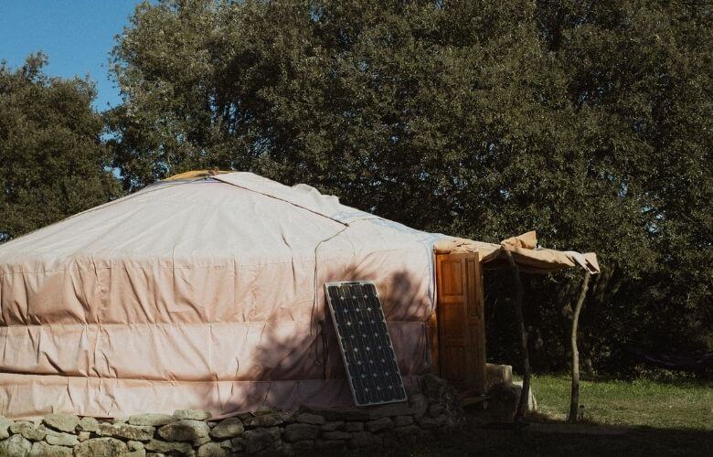 Solar Power Camping: The Complete Camping Setup