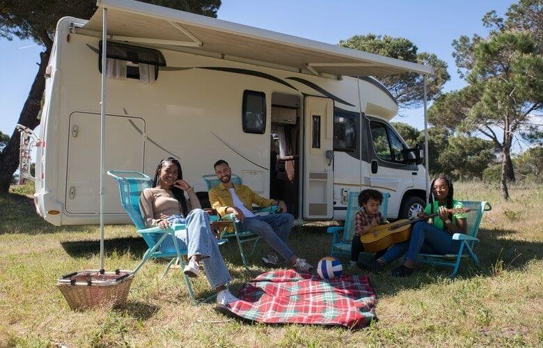 6 tips on caravanning with kids successfully (1)