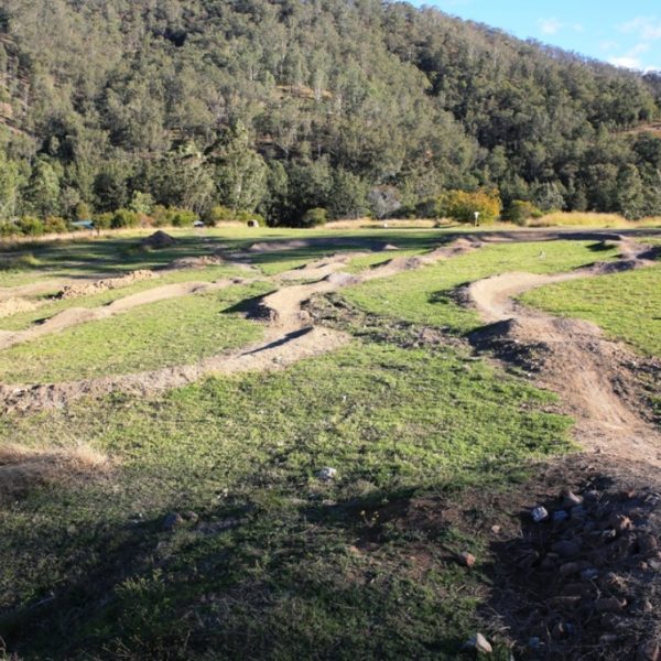 mountain bike trails for begginers Australia