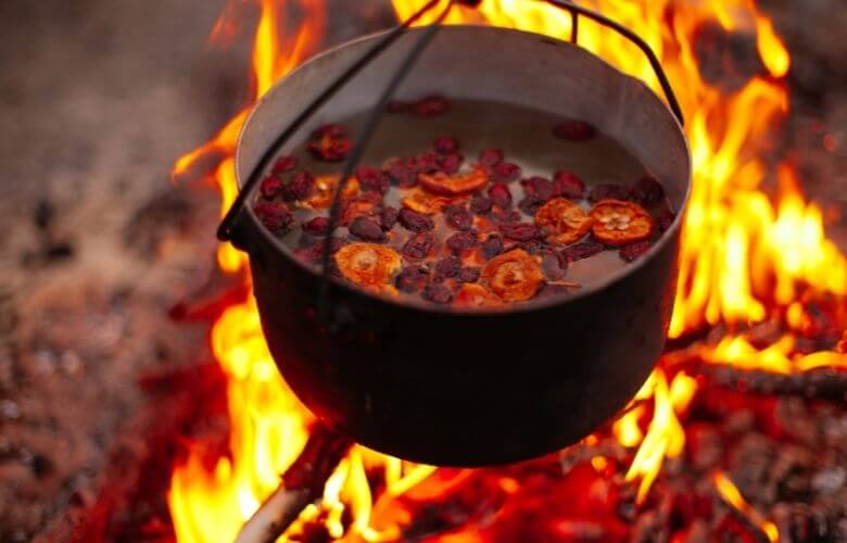 over the fire cooking tips for your next adventure (1)