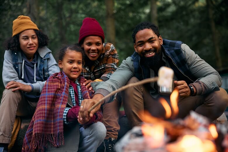 family-bonding-camping-murphys-creek-escape