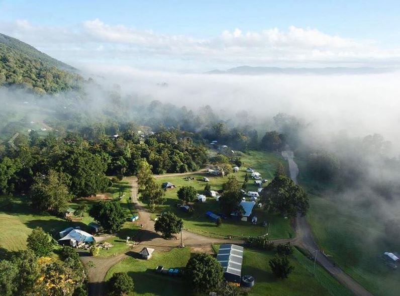 nerum creek bush retreat camp grounds brisbane - murphys creek escape
